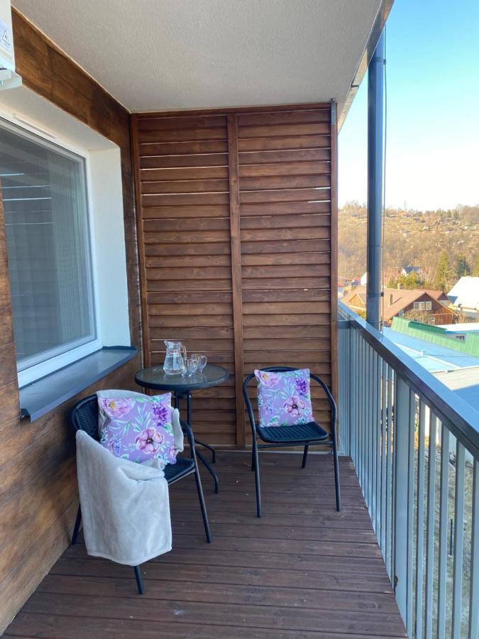Apartament Bieszczadzkie Widoki Ustrzyki Dolne Bagian luar foto